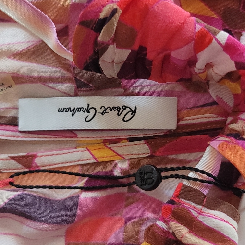 Robert Graham - Picture 3 of 3